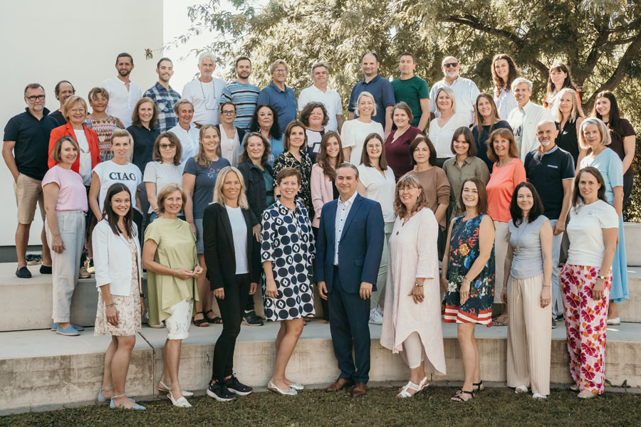 Lehrkörper der Akademie der Wirtschaft Neusiedl am See